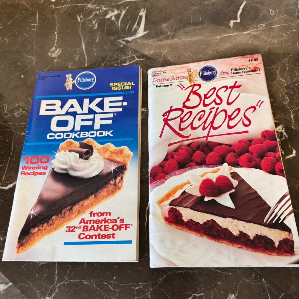 Vintage 1986 Pillsbury Classic Cookbooks Bake-Off & Best Recipes Vol 2 Set of 2
